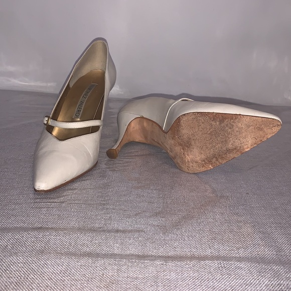 Martinez Valero Bone Leather Heels - Picture 5 of 6
